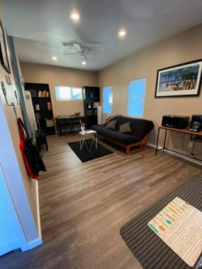 The studio apartment in Clairemont - New AC unit